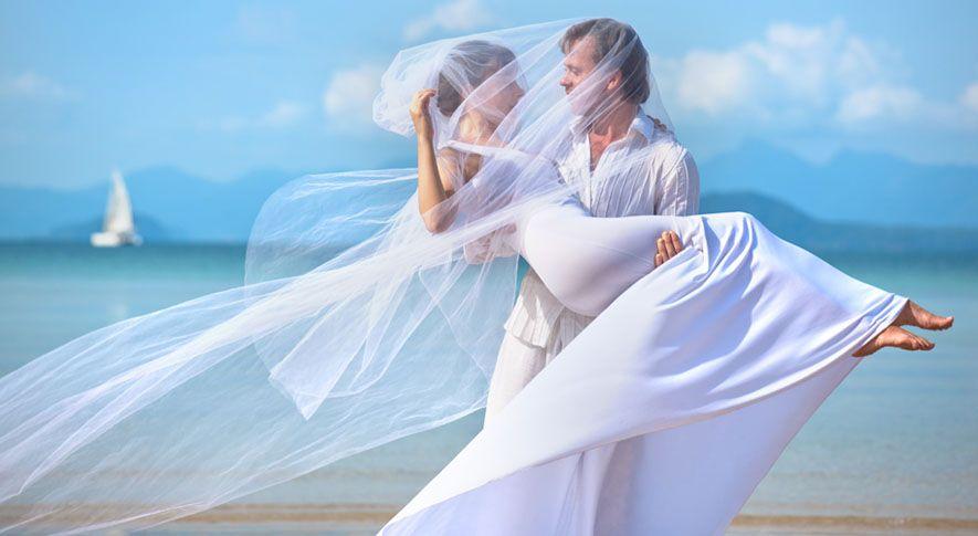 Τα καλύτερα ελληνικά νησιά για να πεις “I do”