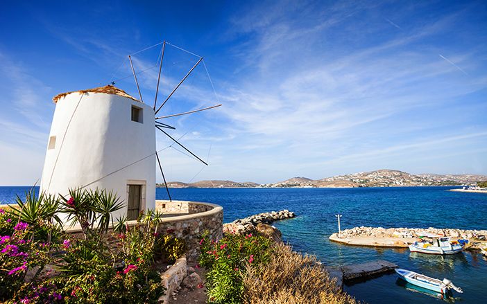 An idyllic location in Paros island