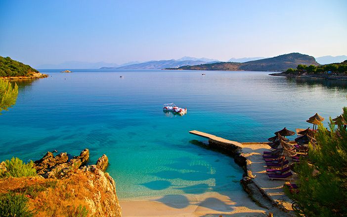Beach with crystal clear waters in Saranda